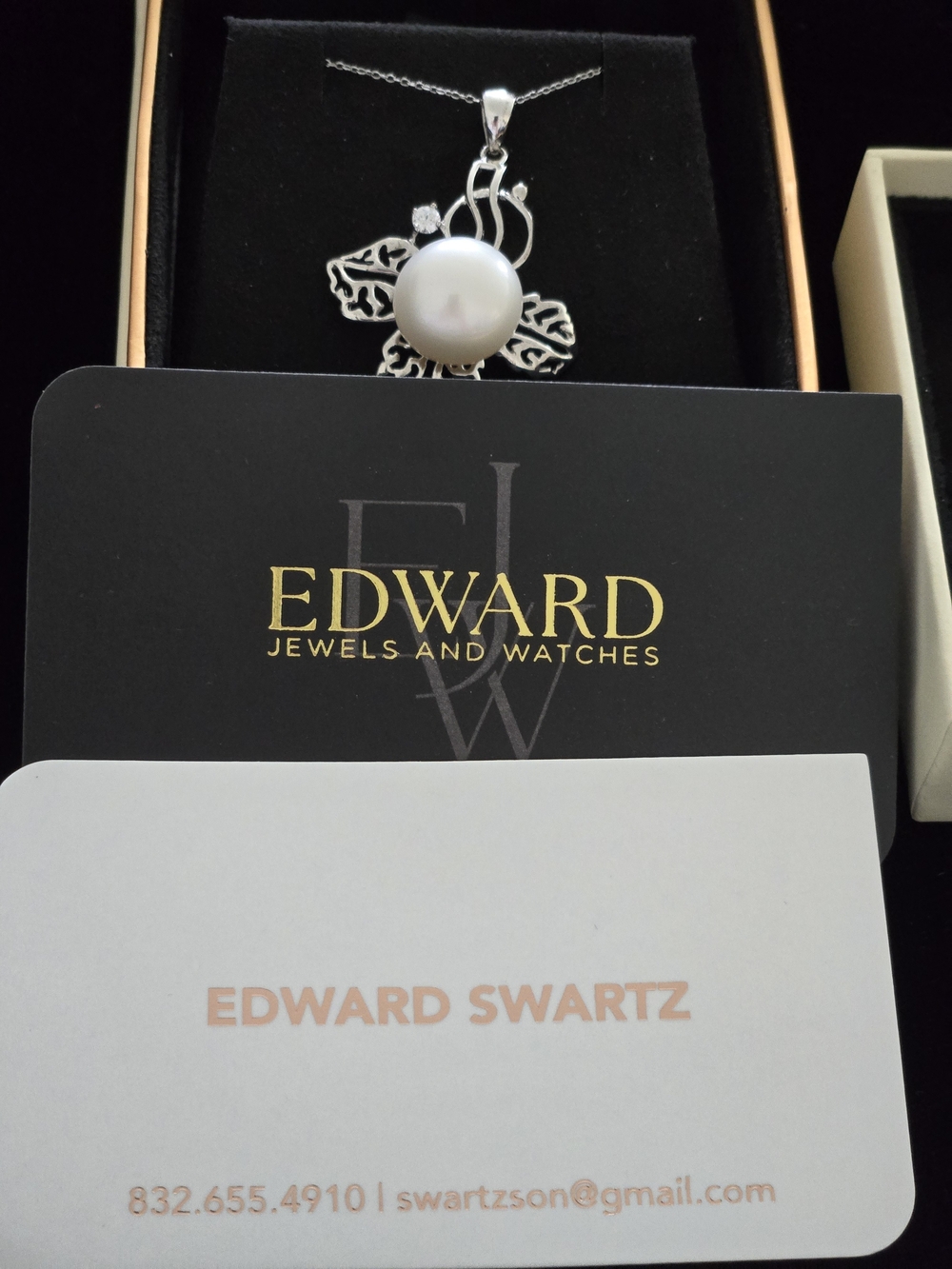 Pearl Pendant Necklace in Sterling Silver